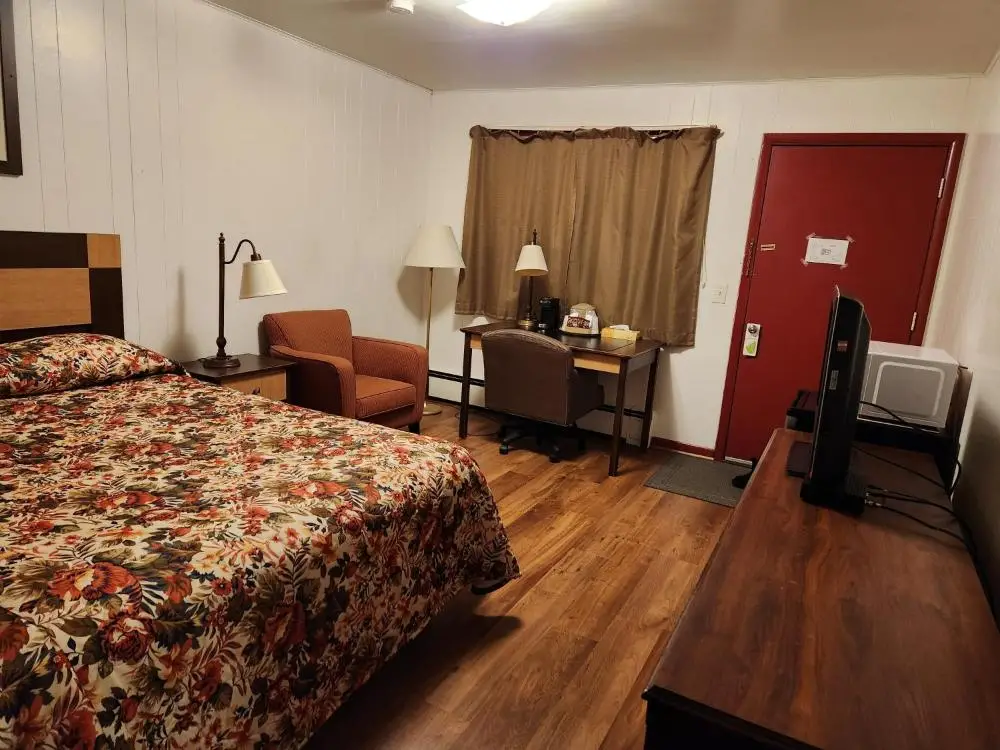 Cortland Motel 7
