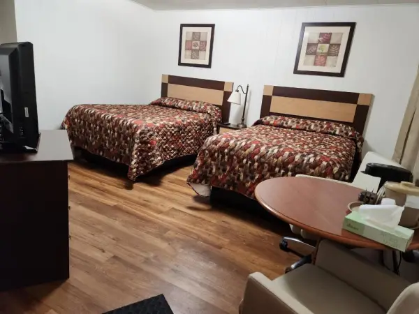 Cortland Motel 5